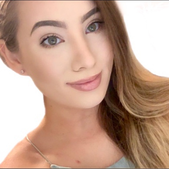 aprilmayvlogs
